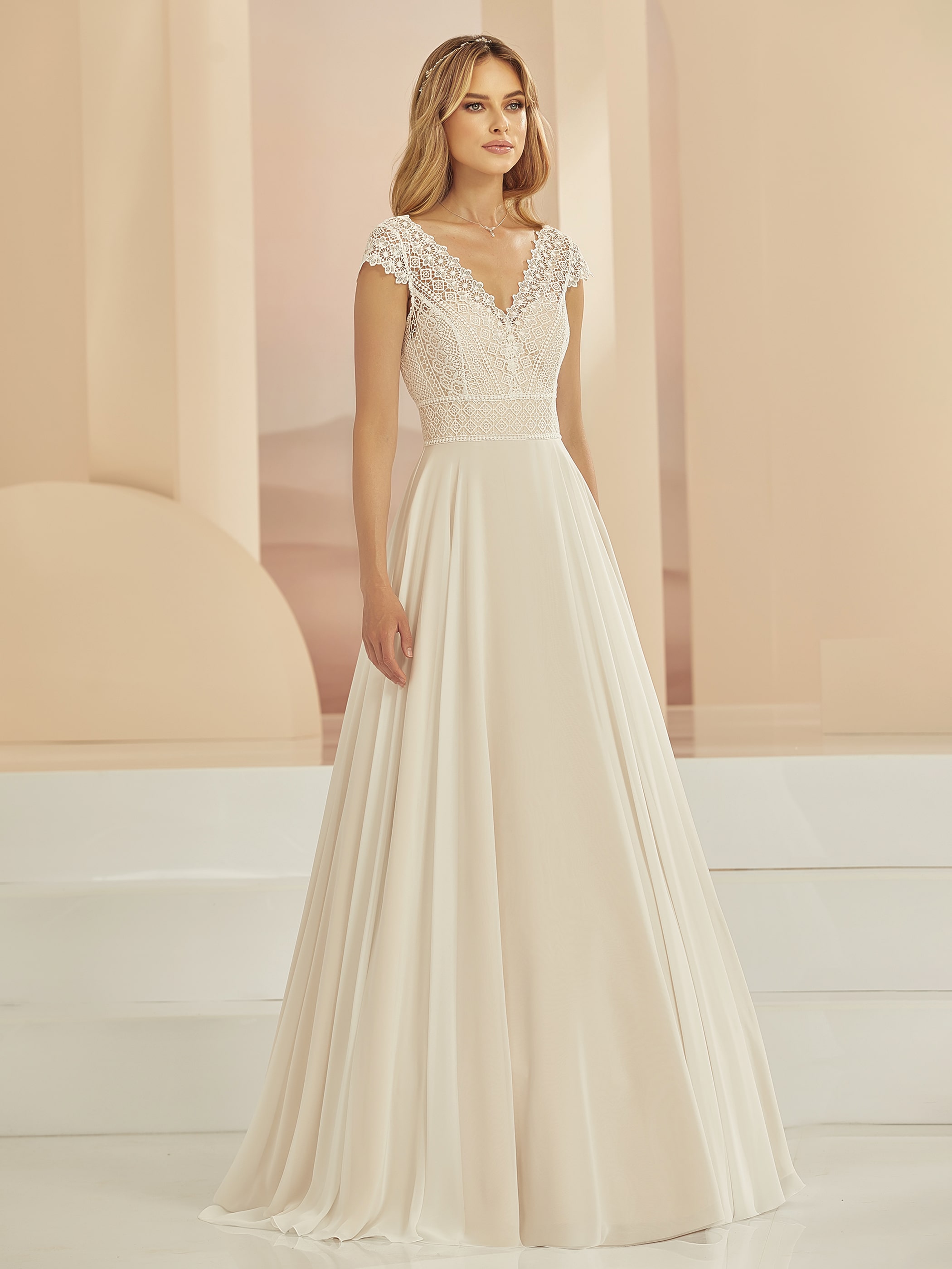 Bianco-Evento-bridal-dress-MARGARET-champagne-1